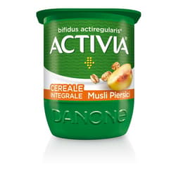 Activia Yogurt with Muesli and Peaches