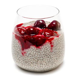 FRUFRU Budinca de chia cu compot de visine