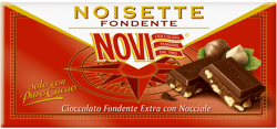 Novi Ciocolata neagra cu bucati de alune