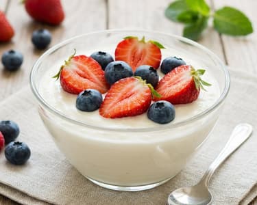 Cream cheese with fruit
