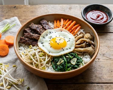 Bibimbap cu vită și legume