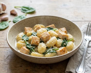 Gnocchi with Chicken and Cream Sauce
