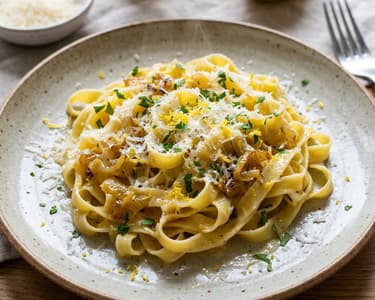 Tagliatelle cu praz caramelizat | Gust italian rafinat