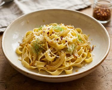 Pasta with Caramelized Fennel | Quick Italian Classic