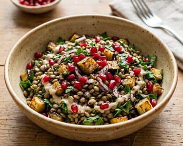 Salată orientală de linte cu vinete coapte | Prânz sățios
