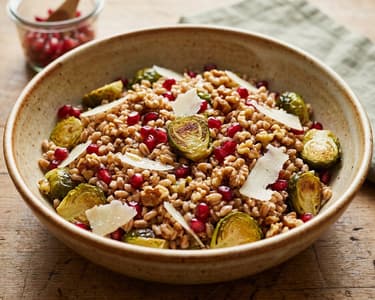 Salată toscană de farro cu varză de Bruxelles | Prânz toscan