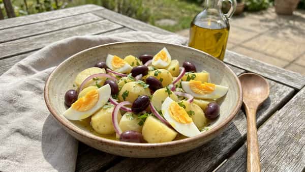 Salată orientală de vară: Rețeta clasică pas cu pas