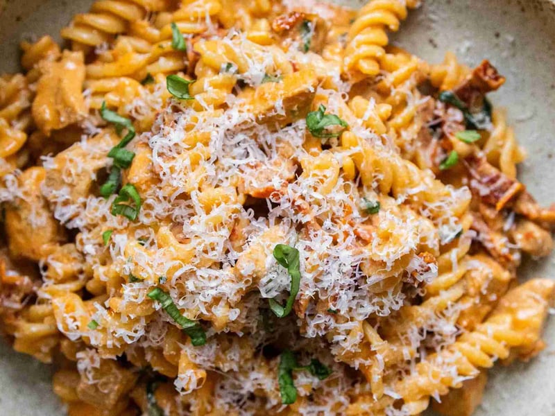 Chicken with "Marry Me" Pasta