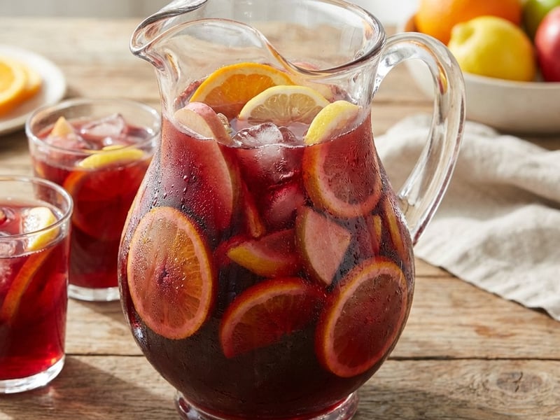 Sangria – băutură răcoritoare spaniolă cu fructe