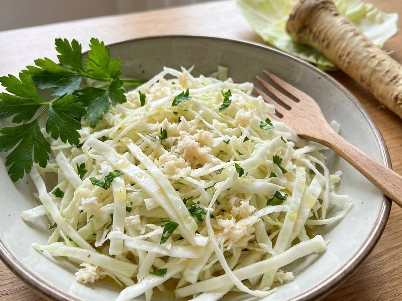Salată de varză cu hrean