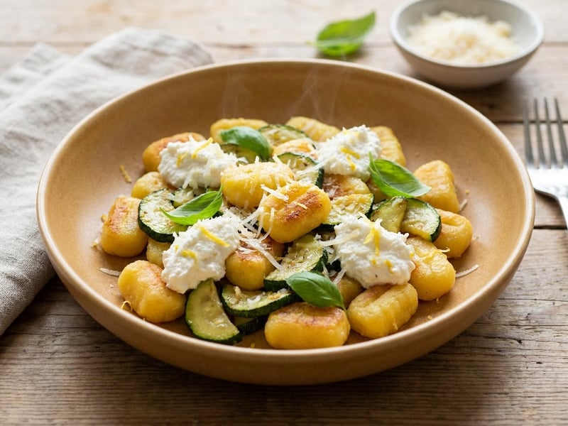 Gnocchi cu dovlecei și ricotta | Cină rapidă