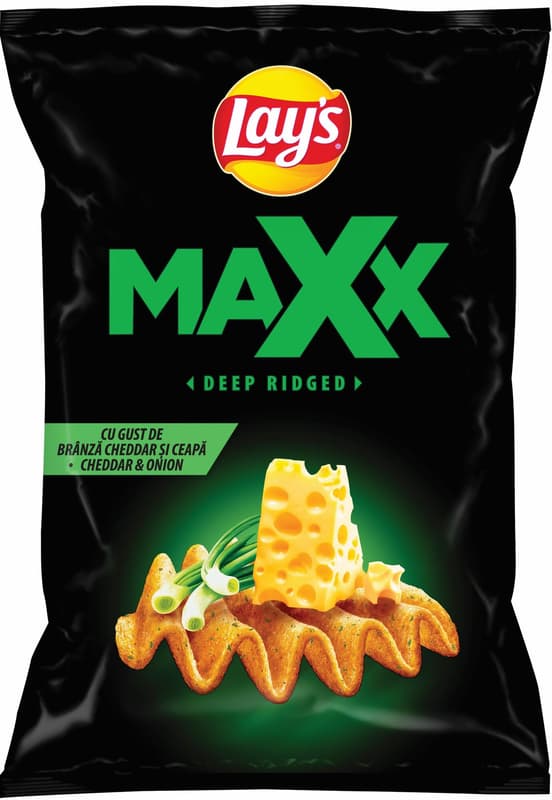 Lay's Maxx Chips cu cheddar si ceapa