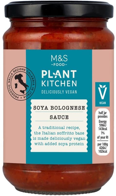 Marks & Spencer Sos Bolognese de rosii cu ciuperci, soia, morcovi, ceapa si ierburi