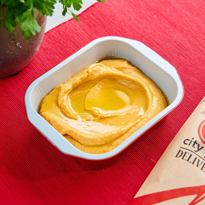 City Grill Hummus cu muguri de pin