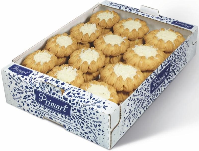 Coconut cream and coconut flakes cookies