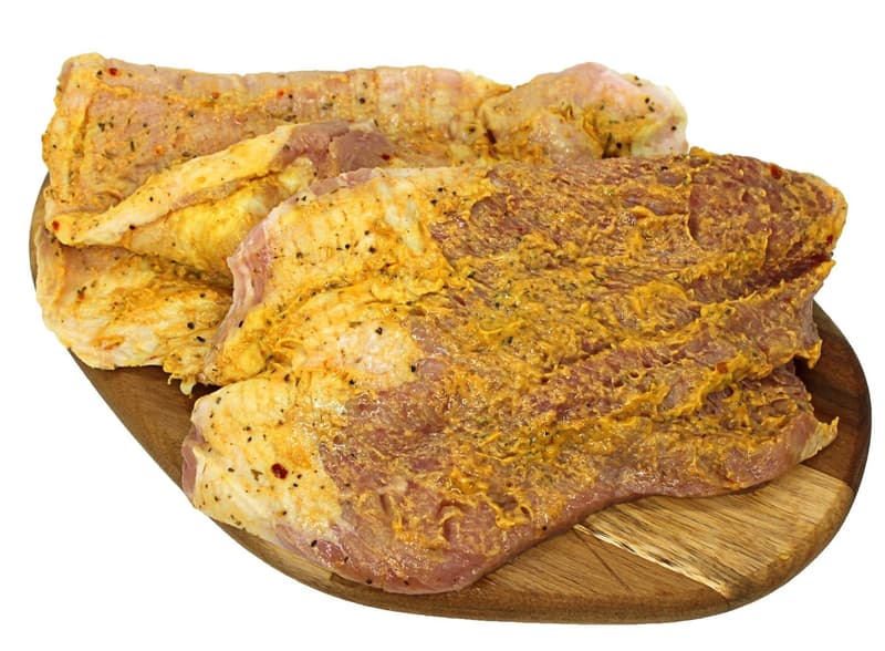 CARNE SI SARE Purcel rasfatat in mustar si bere