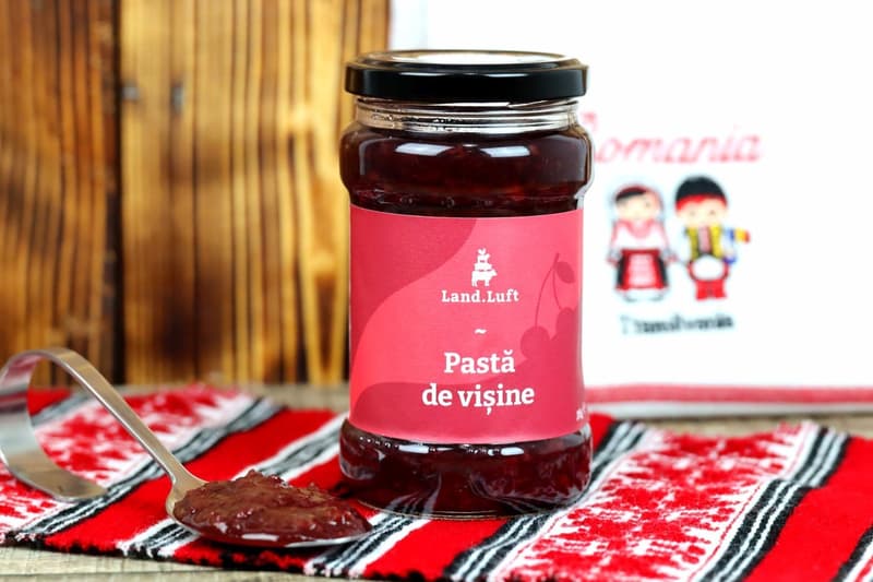 Land.Luft Sour cherry paste