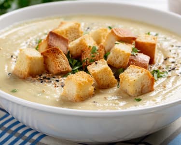 Supă cremă de usturoi