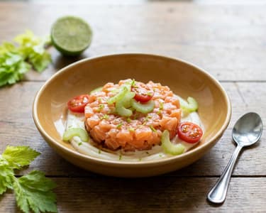 Salmon Tartare with Cream Cheese and Lime
