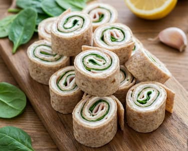 Rulouri de tortilla cu curcan și spanac