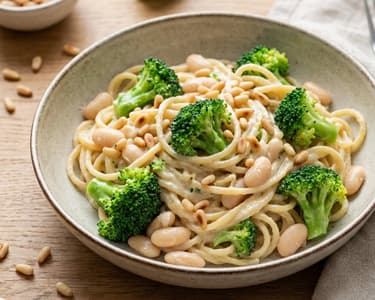 Paste cremoase cu broccoli și fasole albă
