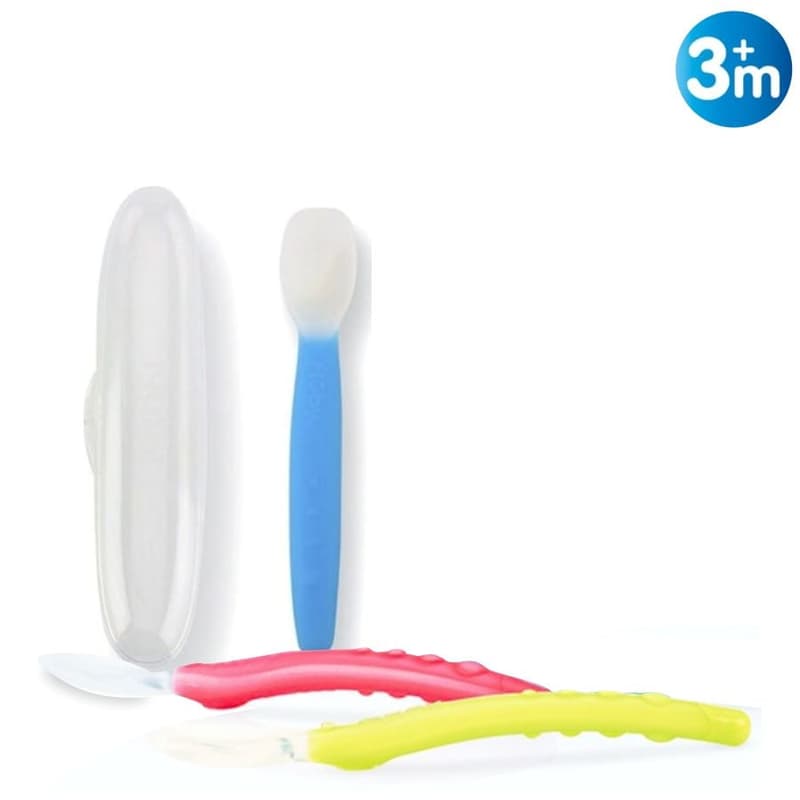 Nuby Flexible silicone spoon and box, 3 months+