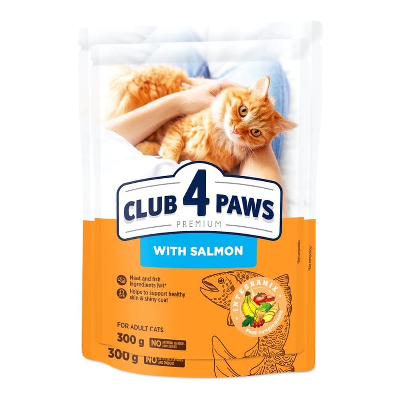Club 4 Paws Premium Complete Dry Food for Adult Cats, with Salmon