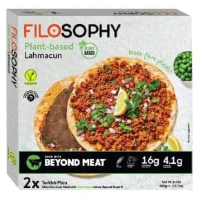 Filosophy Lahmacun stuffed with the vegetable alternative to minced meat Beyond Meat