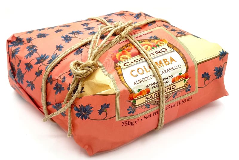 Chiostro di Saronno Colomba cu caise si caramel