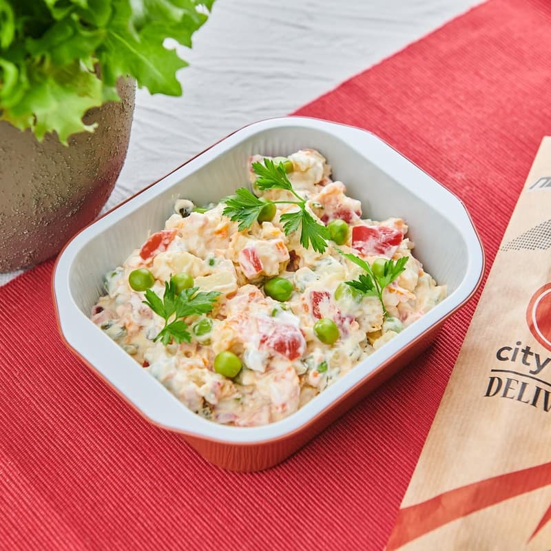 City Grill Salata a la russe