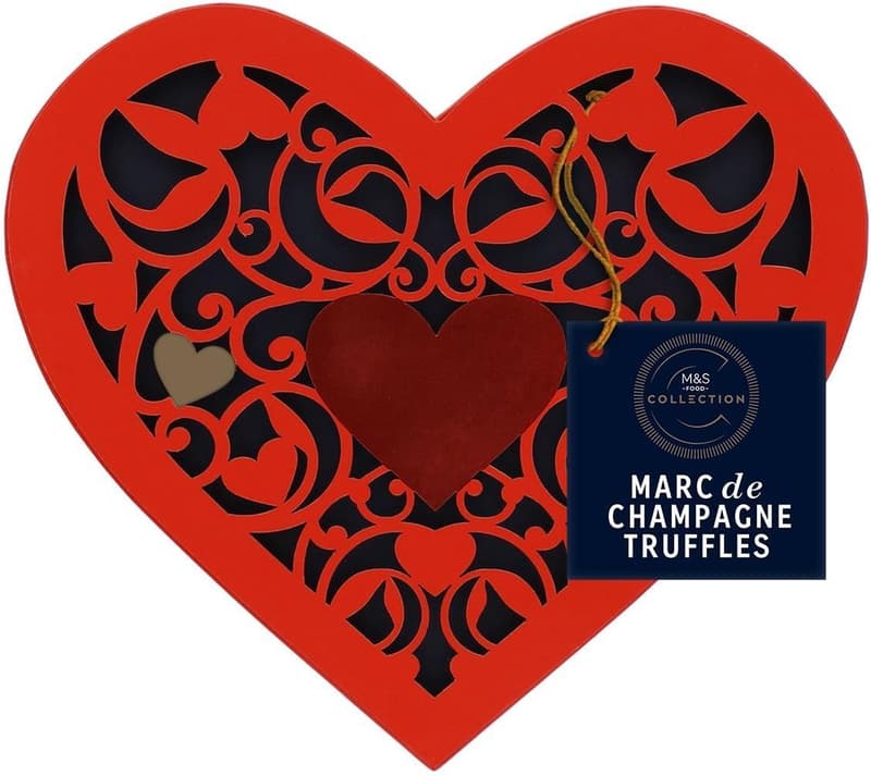 Marks & Spencer Praline de ciocolată cu lapte și umplutură Marc de Champagne