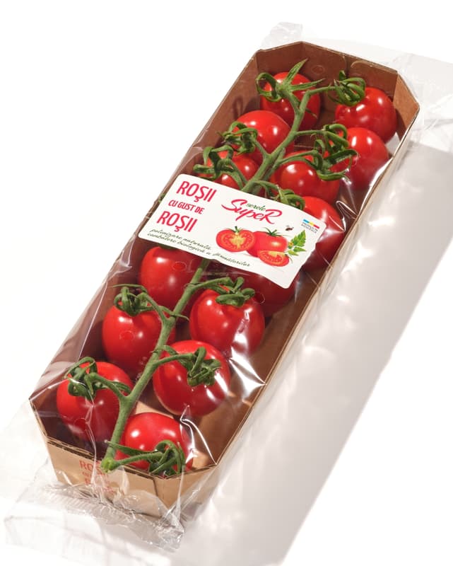 Rosii Strabena pe ciorchine