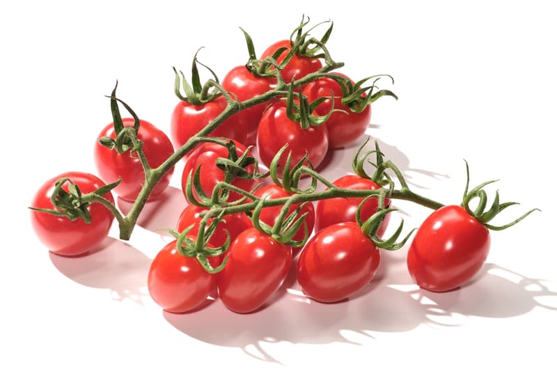 Rosii Strabena pe ciorchine