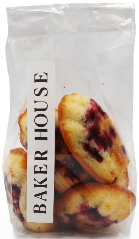 Baker House Madeleine cu coacaze negre