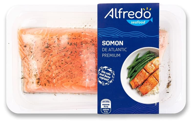 Alfredo Seafood Somon portii condimentate